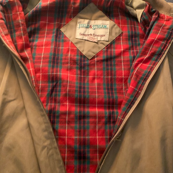 This item is a field & stream tan/plaid windbreaker in a size large for twenty $ - Picture 11 of 12